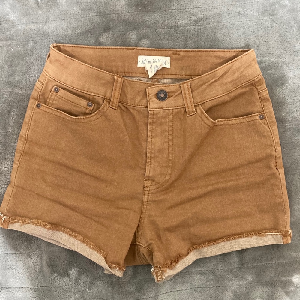 Sky and Sparrow Shorts